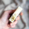 Bobba Bars soapbar voor honden zeepbakje RAWR pets handgemaakt keramiek steengoed shampoo bar camille camomile natuurlijke zeep